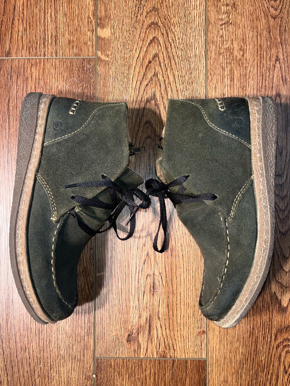 Born Analia Distressed Suede Ankle Boots Women’s Size 10 (40-41) Green